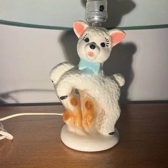 Vintage Leviton Baby Lamb Sheep Nursey Ceramic Table Lamp - Picture 4 of 15